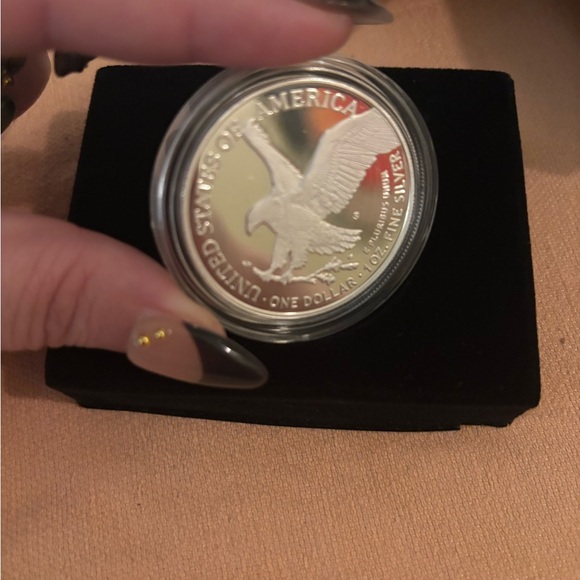 (1) 2023 Silver American Eagle One Dollar Proof Coin w/Box - Picture 4 of 5